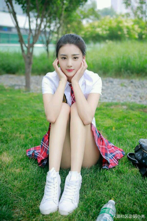 球场建设进展受到关注，球场扩建